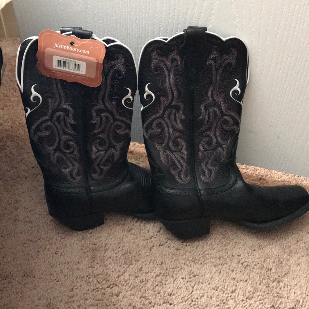 Justin cowboy boots